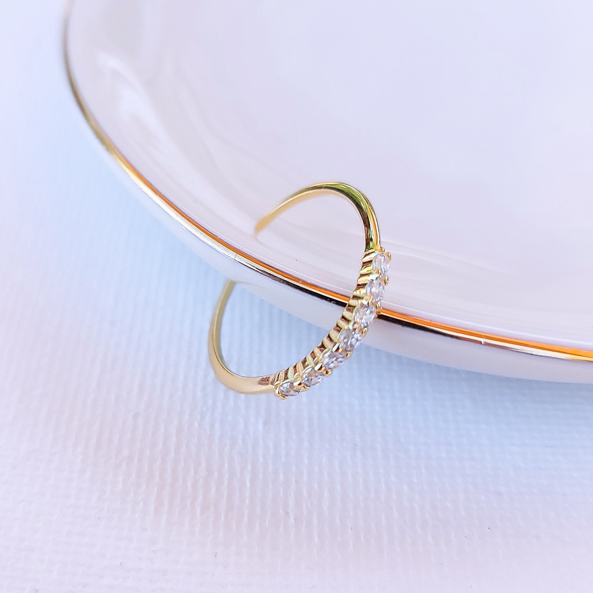 Seven Sparkle Adjustable Ring