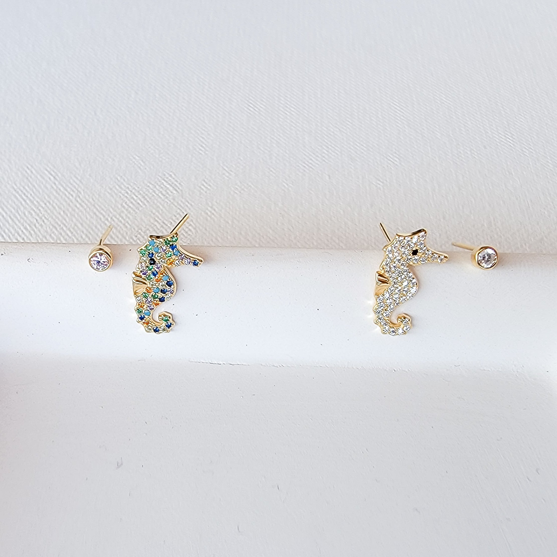 Seahorse Shimmer Studs