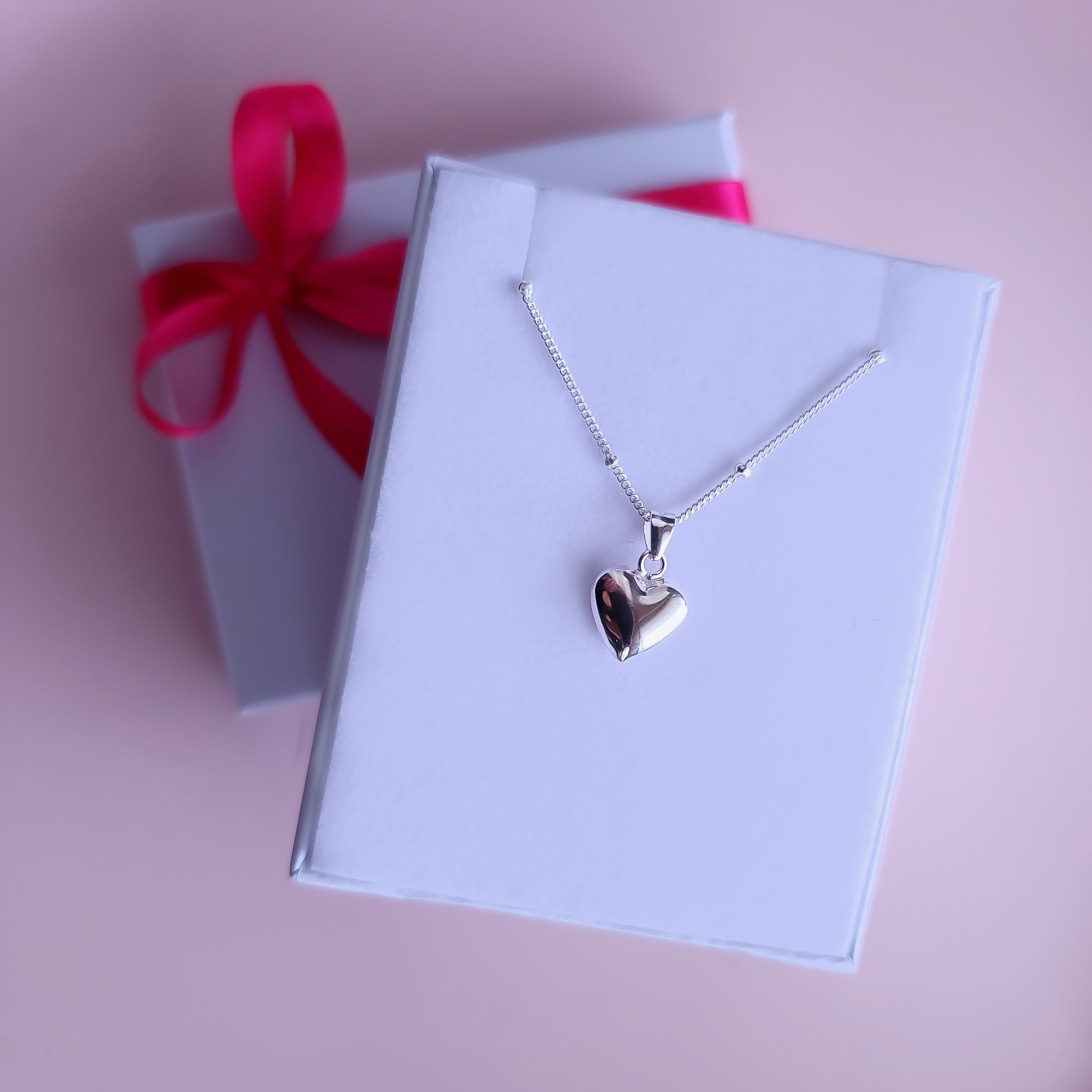 The Love Me Necklace is more than a heartfelt gesture; it's the perfect expression of care and love, ideal for Valentine's Day, birthdays, bridal moments, engagements, Mother's Day, and anniversaries, showcasing true love and care. Comes redy to gift in a box