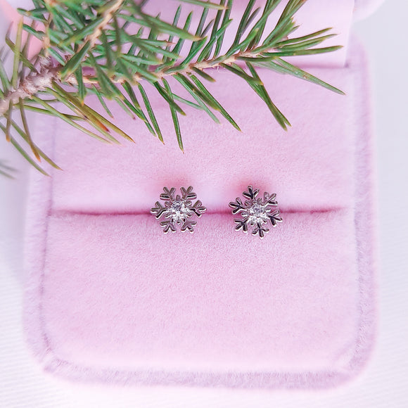 Snowflake Studs
