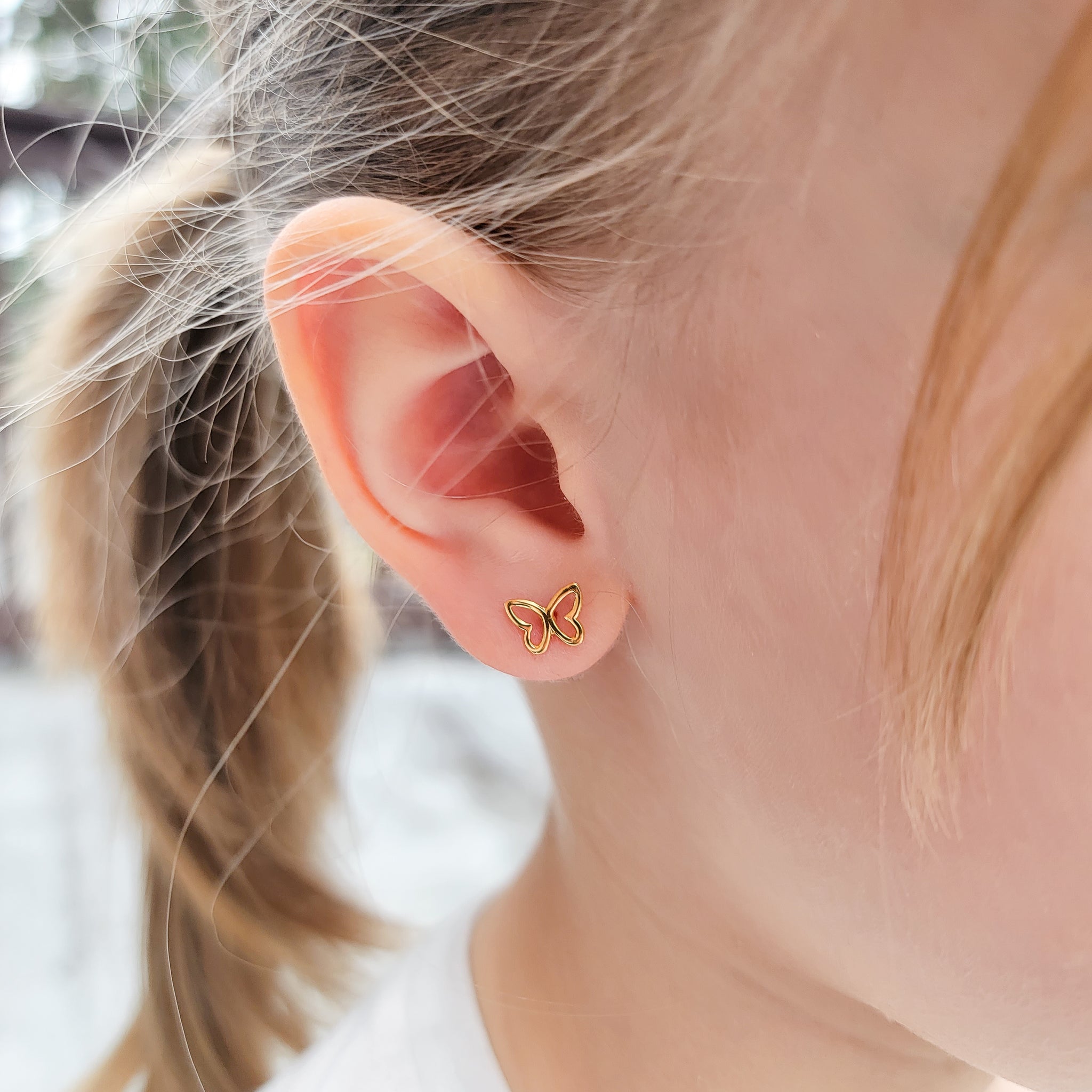 Shiny Butterfly Stud Earring Hypoallergenic 2 ON THE MOON