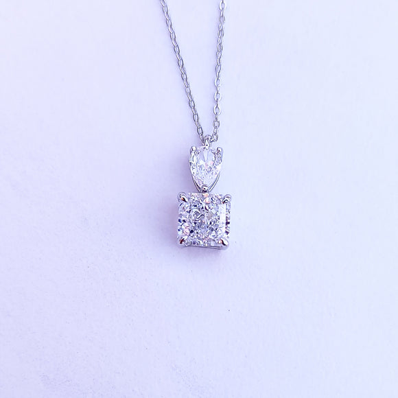 The Zina Necklace
