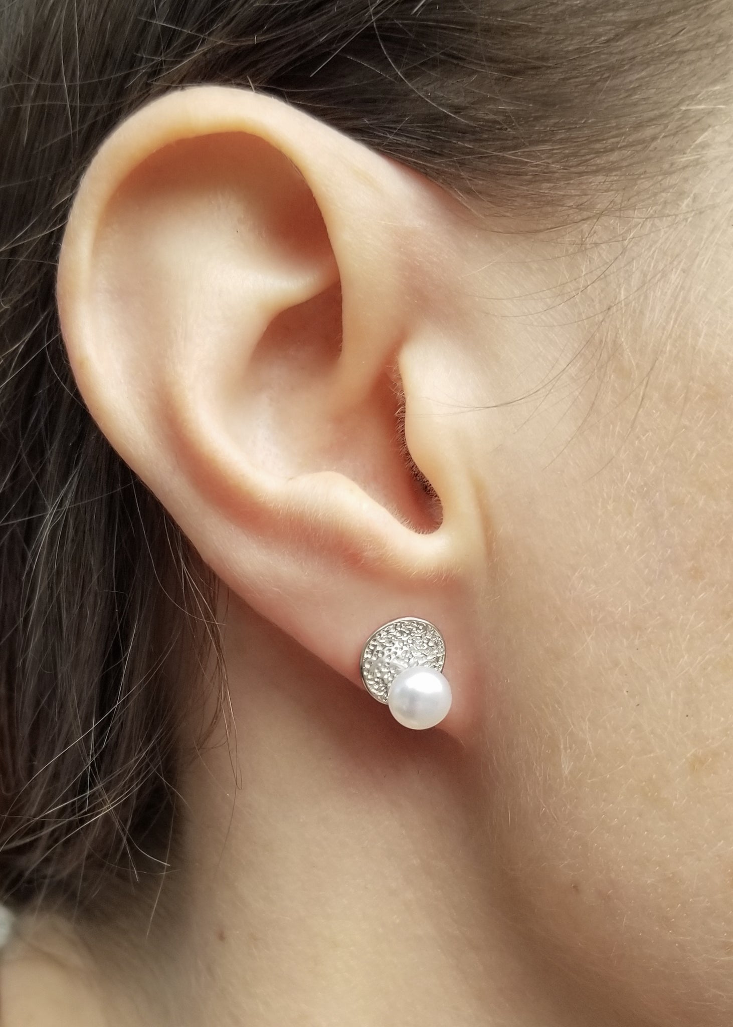 Carmen Pearl Stud Earrings – 2 ON THE MOON Carmen Pearl Stud Earrings – 2 ON THE MOON