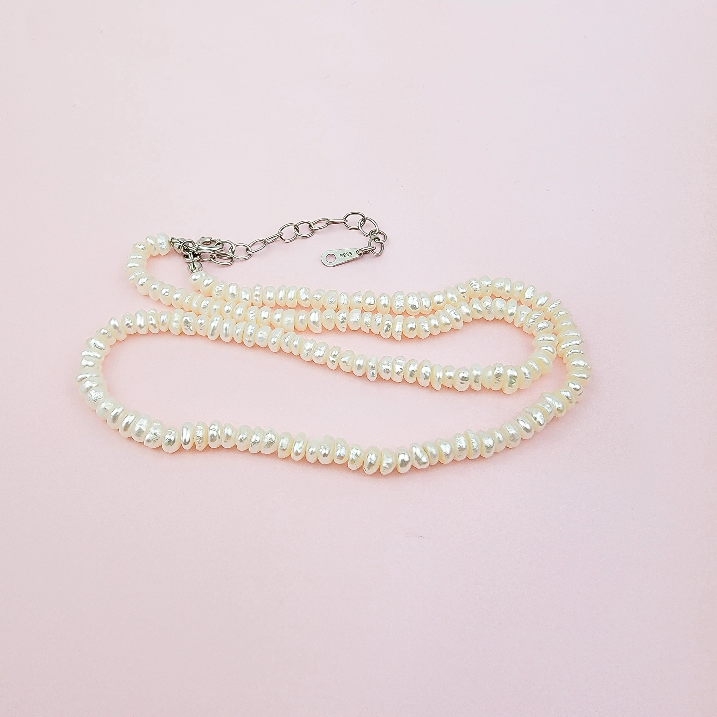 Uptown Twist Pearl Necklace