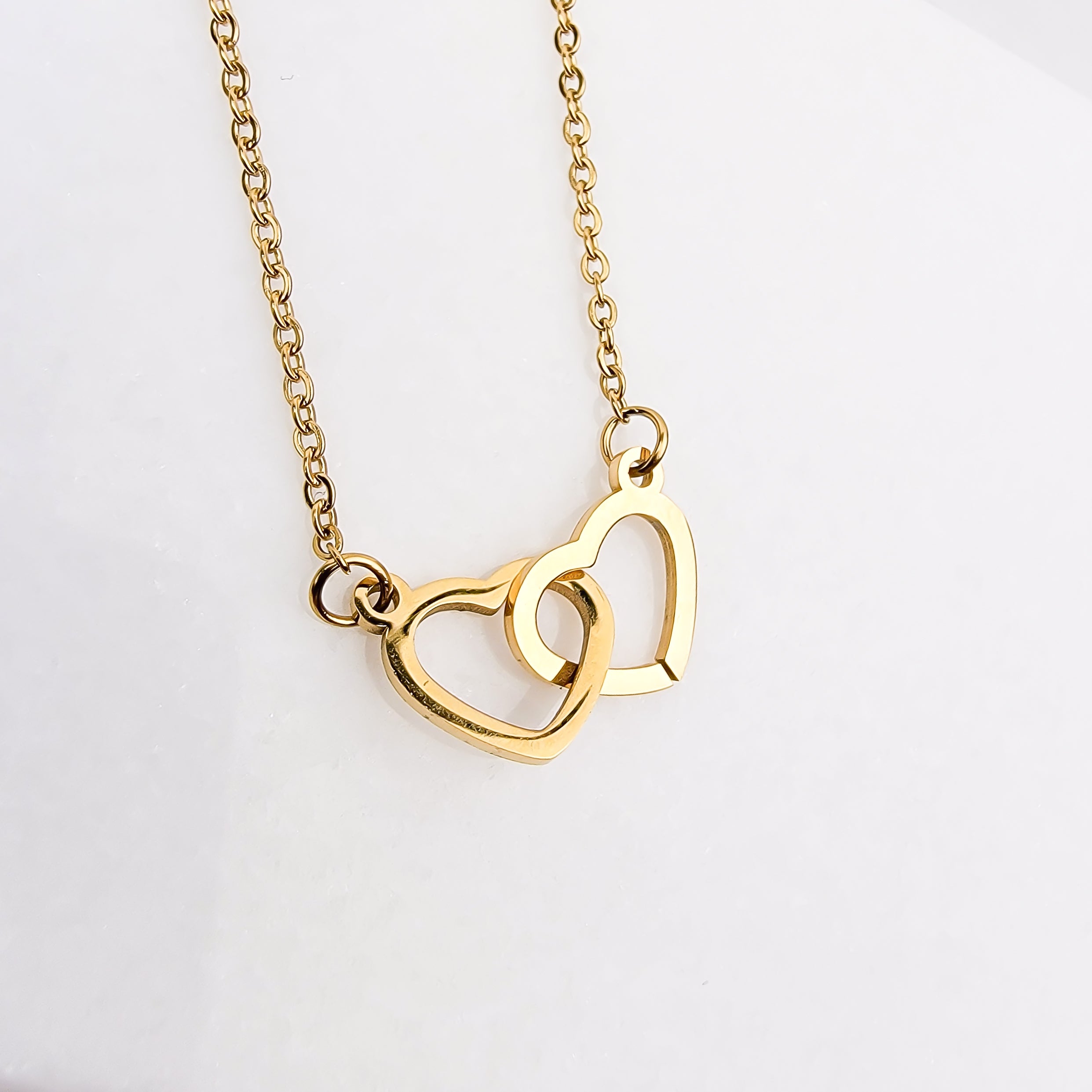Interlinked Love Heart Pendant Necklace