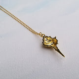 Are you dreaming of the beach? What a stylish way to add some under the sea glamour to your life with this Dazzling Conch Shell Necklace. Featuring a high polished finish for long-lasting shine, the conch shell pendant hangs from a 17-inch chain. Both the pendant and chain are crafted in 925 Sterling Silver and are plated in Gold. Do you prefer white Gold or yellow Gold?  
